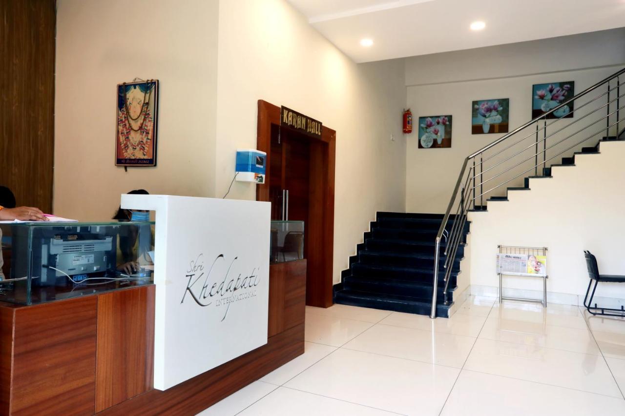 Hotel Shri Khedapati International Dewās Zewnętrze zdjęcie